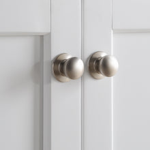 Load image into Gallery viewer, Fresca Manchester 24&quot; White Traditional Bathroom Vanity- Fresca