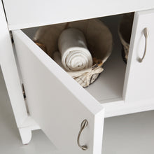 Load image into Gallery viewer, Fresca Cambridge 72&quot; White Double Sink Traditional Bathroom Vanity w/ Mirrors- Fresca